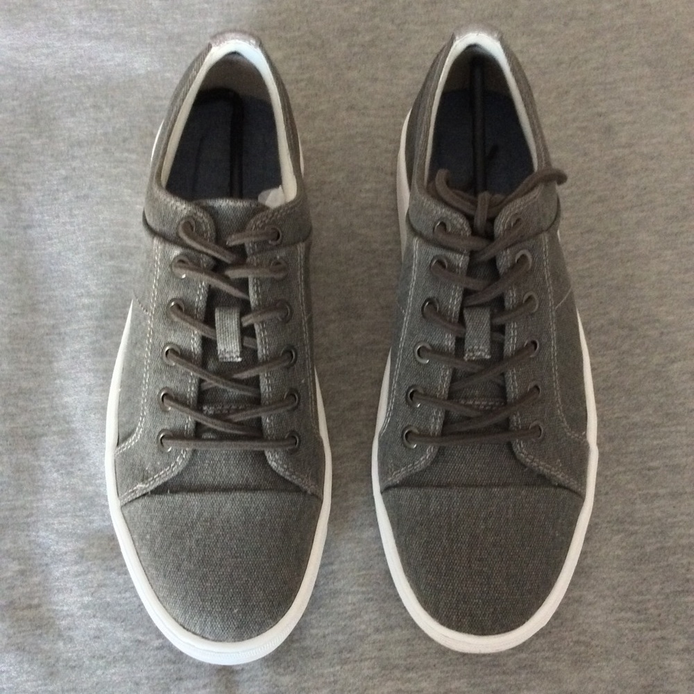 “NWOT” Lucky Brand Sport Casual Lace Up’s
